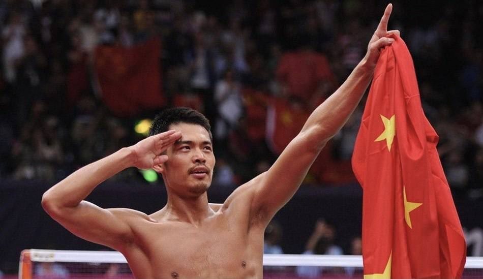 史策、王皓、孙天宇、白凯南、王成思、焦刚、周晓鸥、宋木子、王耀庆、倪虹洁、刘迅、蒋诗萌、刘思维、郭大宝、强咚咚、王不染16位喜剧人爆笑集结